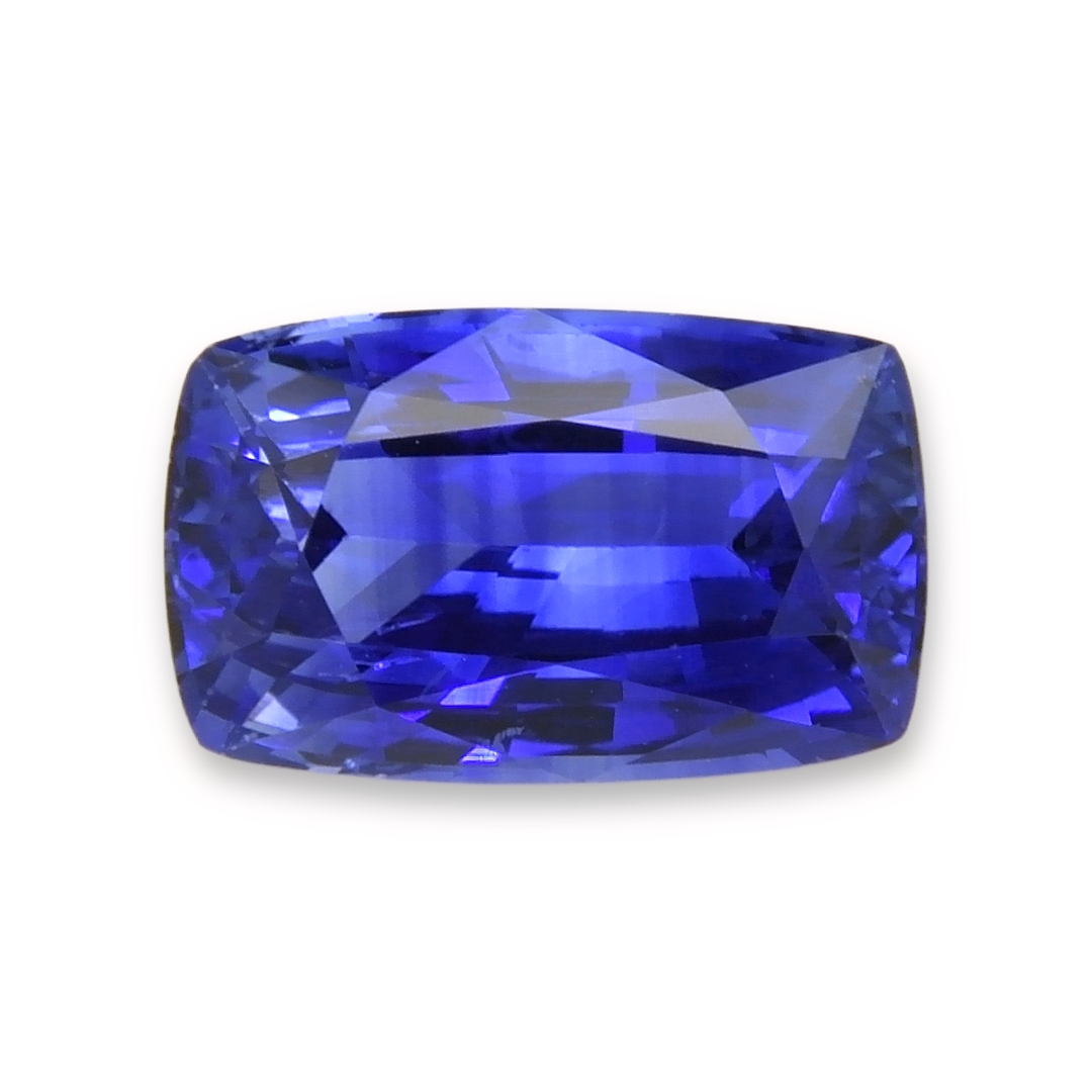 Sapphire Cushion: 2.01ct