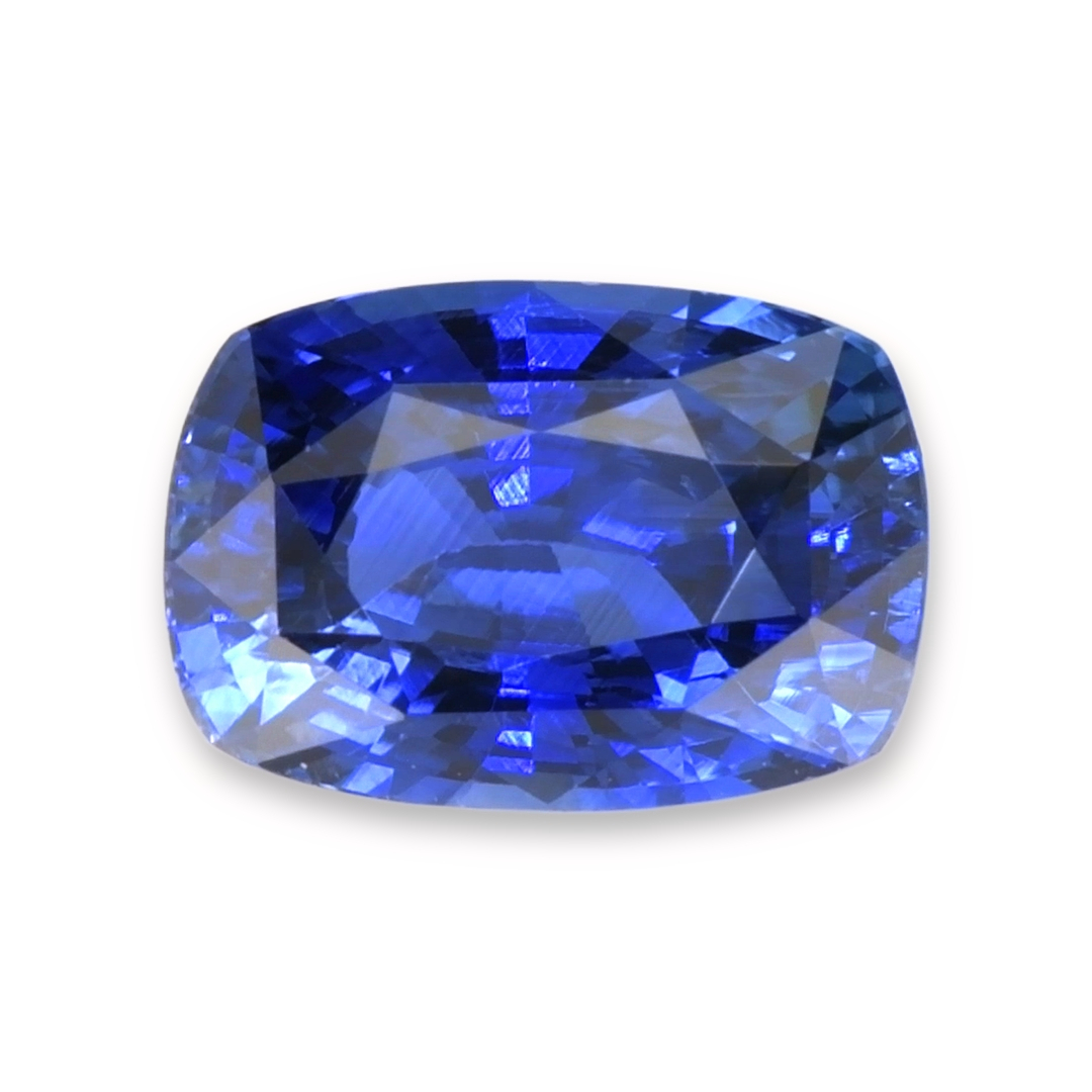 Sapphire Cushion: 2.71ct