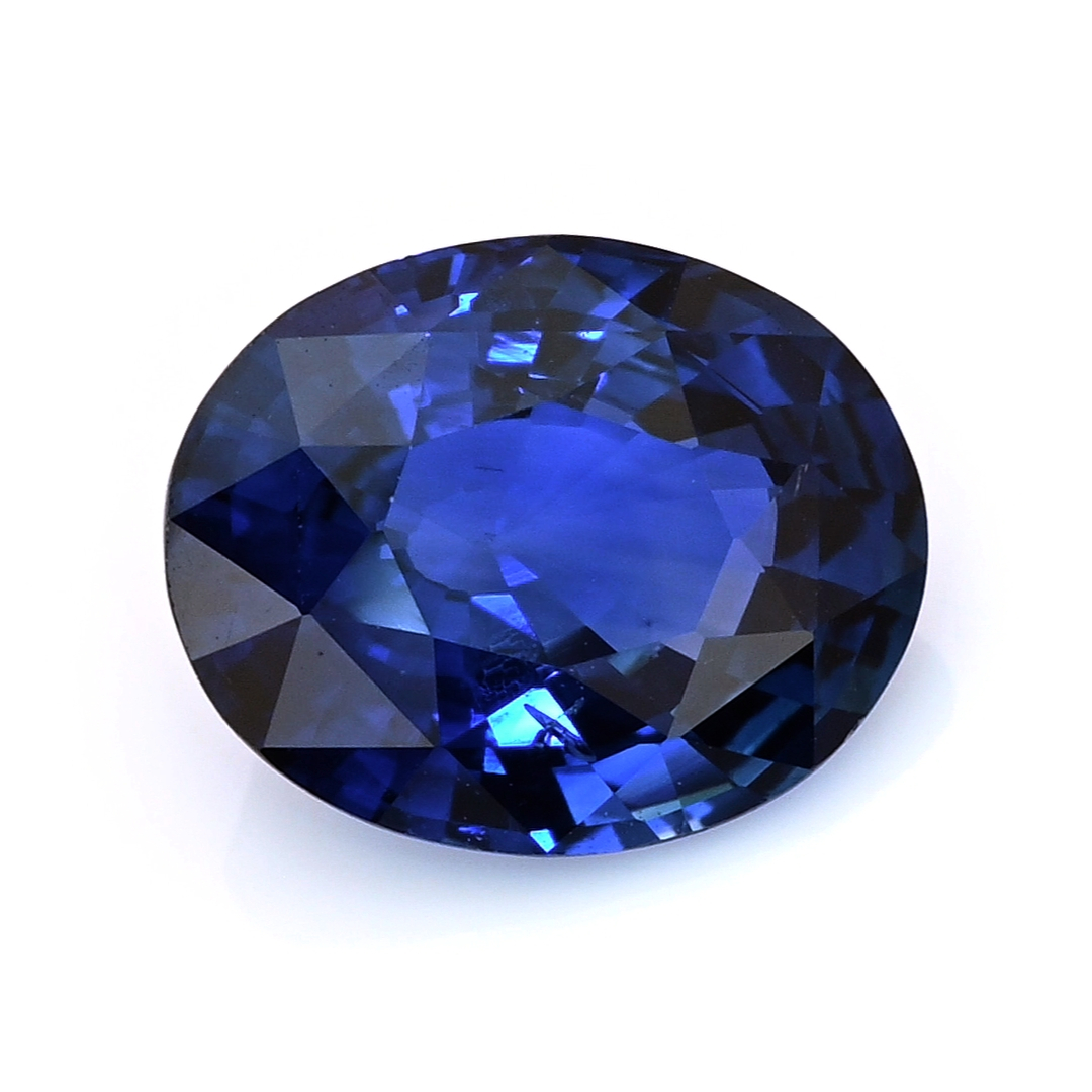 Sapphire Oval: 4.13ct