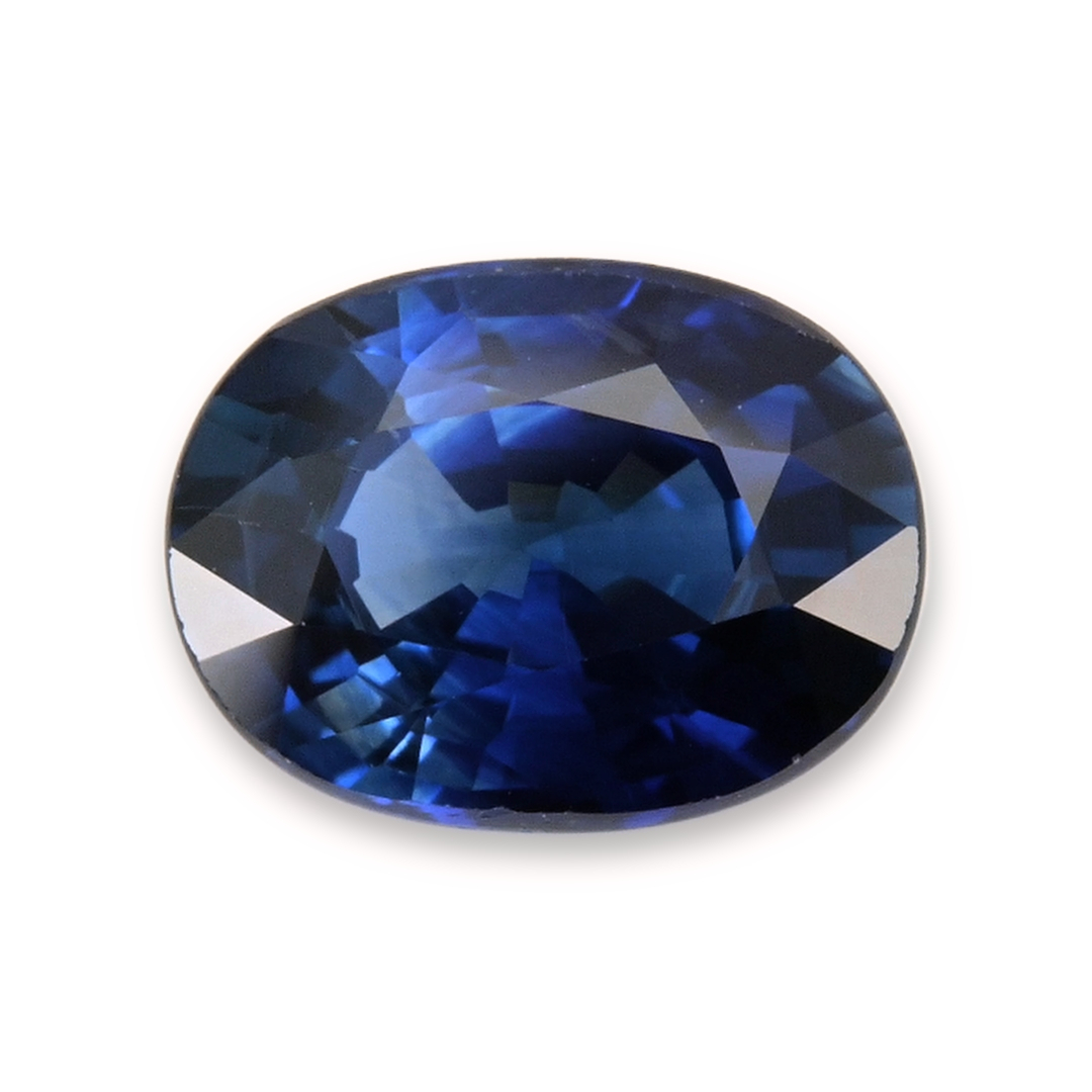 Sapphire Oval: 2.30ct