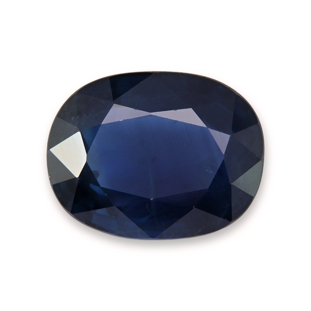 Sapphire Oval: 6.65ct