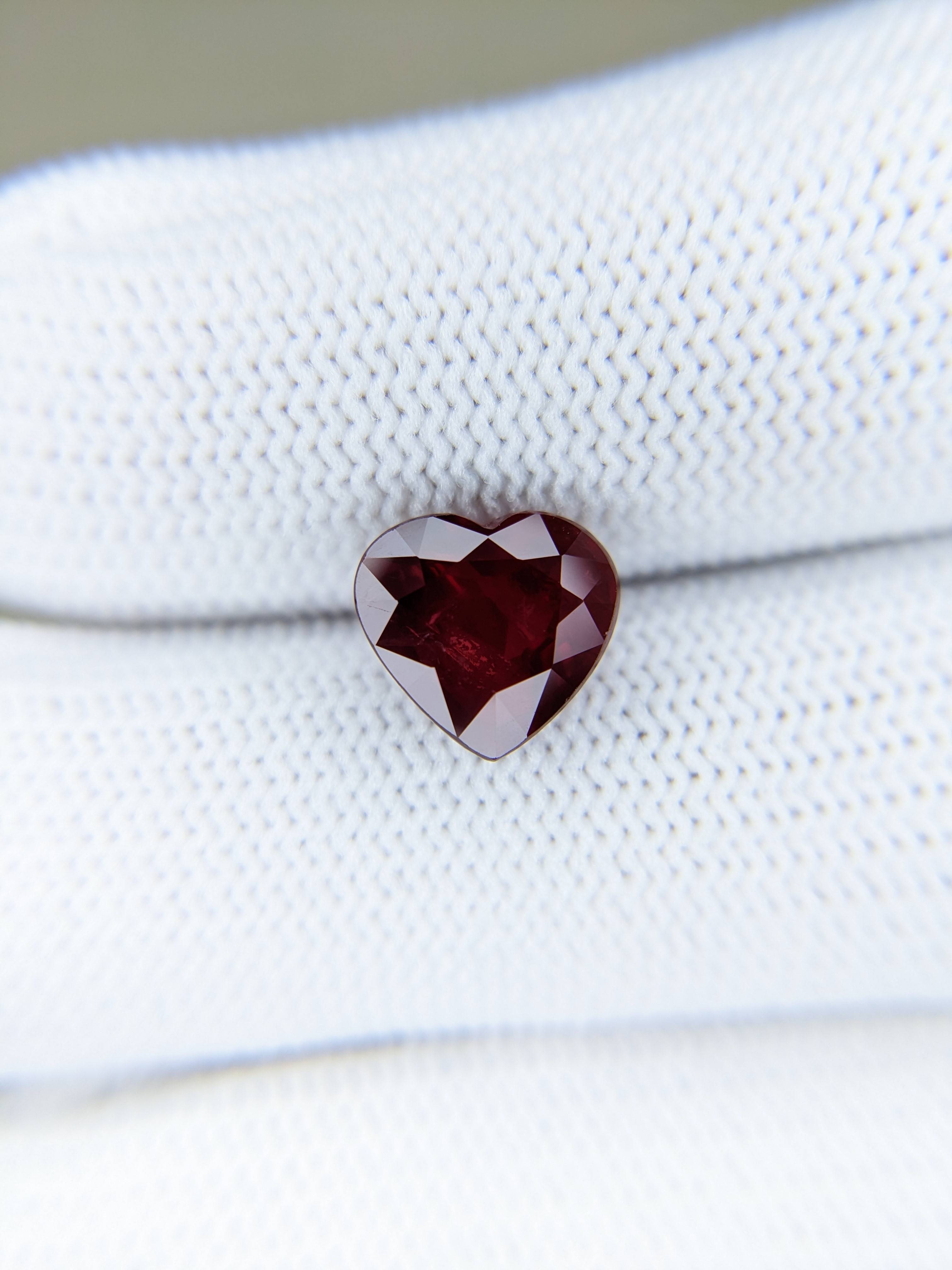 Ruby Heart Shape: 3.04ct
