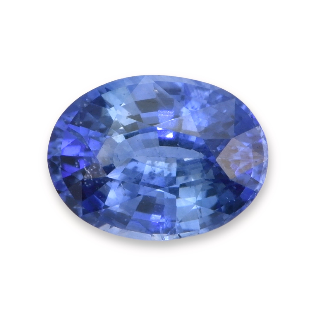 Sapphire Oval: 2.07ct