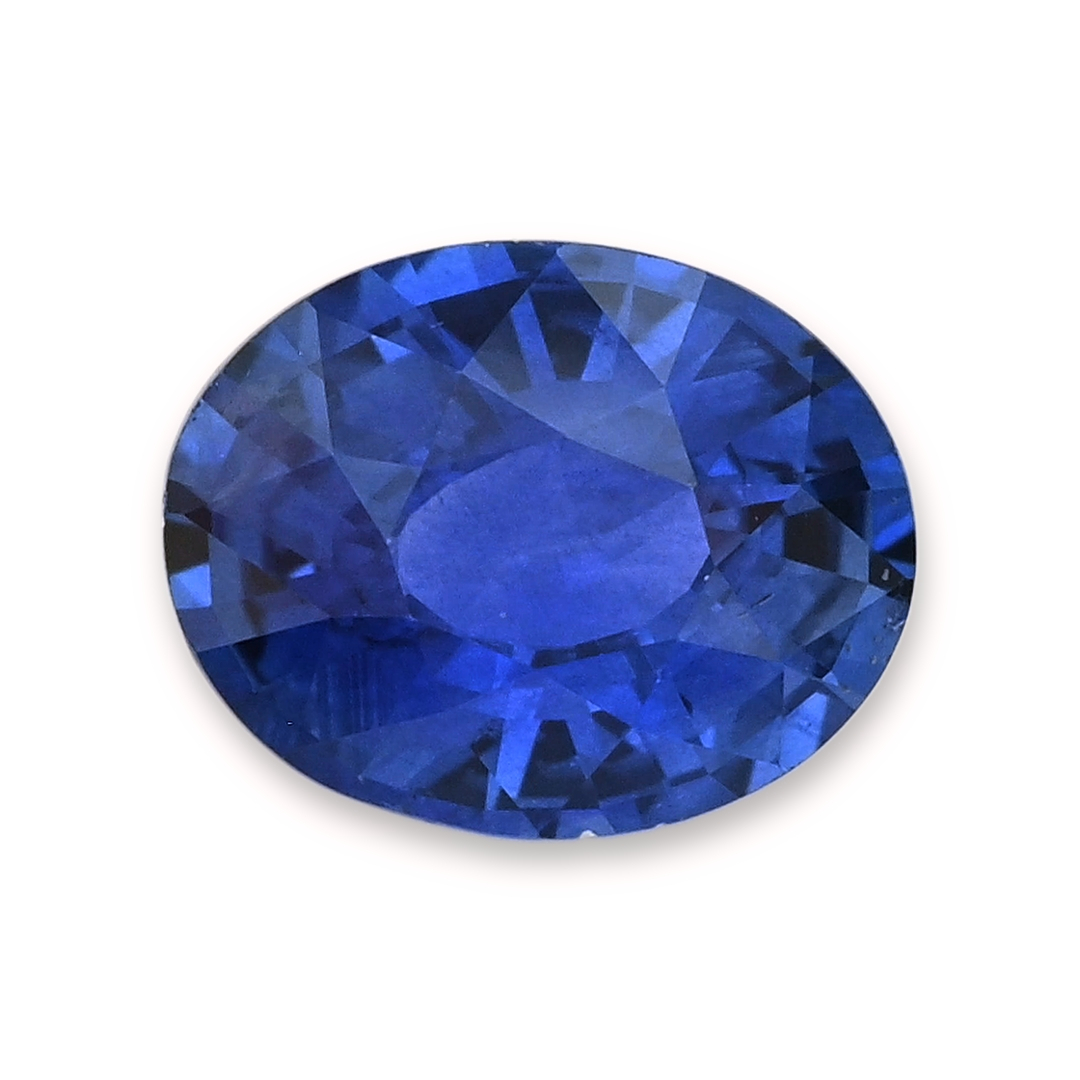 Sapphire Oval: 2.20ct