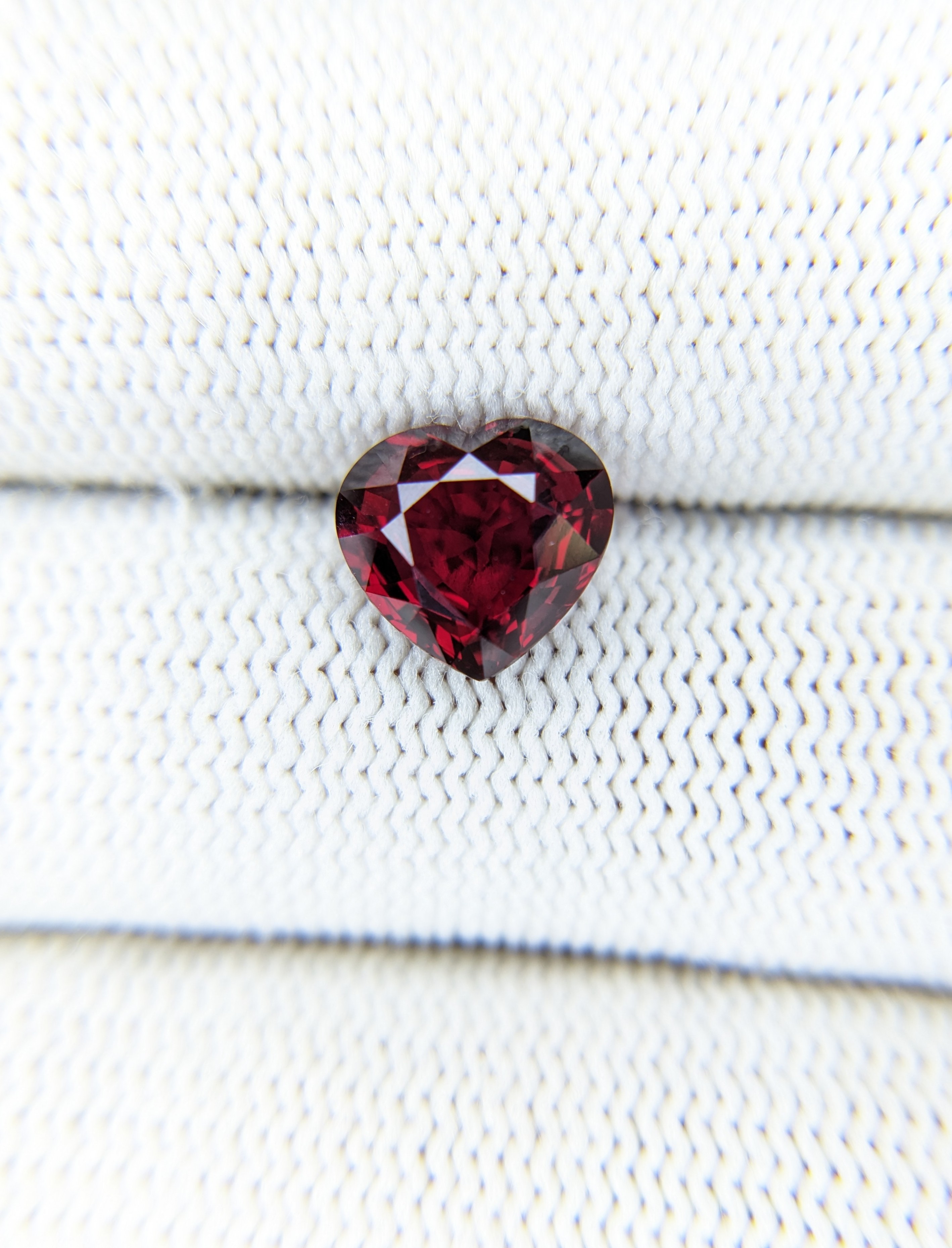 RUBY HR: 3.07ct
